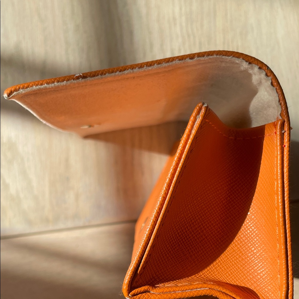 Tory Burch Glasses case - Picture 7 of 13